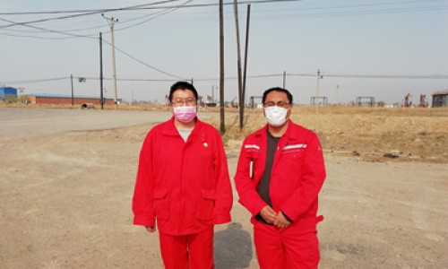 婴儿握拳头大拇指在内-宝宝大拇指握拳在里面网—知名的婴儿握手大拇指握在里面网站,分享宝宝大拇指握拳在里面正常吗知识